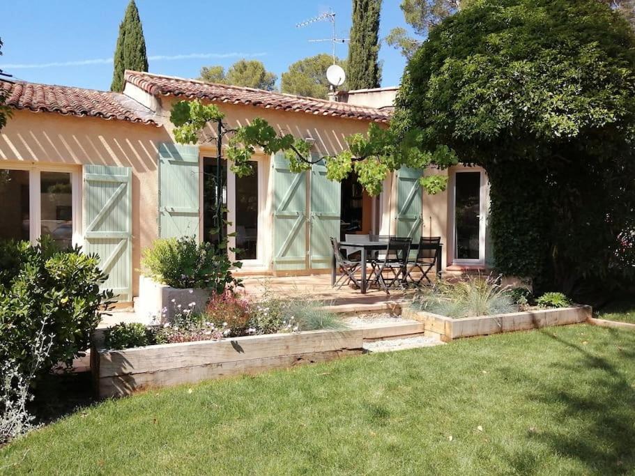 Villa Familiale - Proche Aix En Provence Ventabren Exteriér fotografie